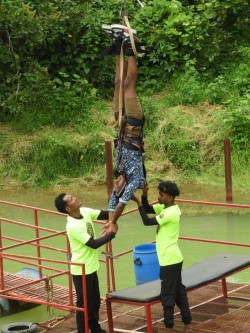Bungee jumping in Goa