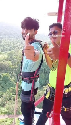 Bungee jumping in Goa